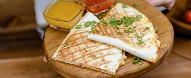 Chicken quesadilla with Chili Pineapple sauce Tamaki