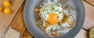 Loco Moco with Onion sauce Tamaki