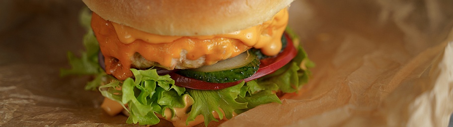 Juicy fishburger with Tamaki Burger Sauce