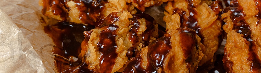 Chicken wings with Tamaki Tonkatsu Sauce