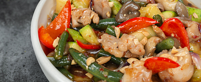 Chicken with vegetables with Sweet Chili sauce Tamaki