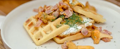 Viennese Waffles with Mango Chili sauce Tamaki